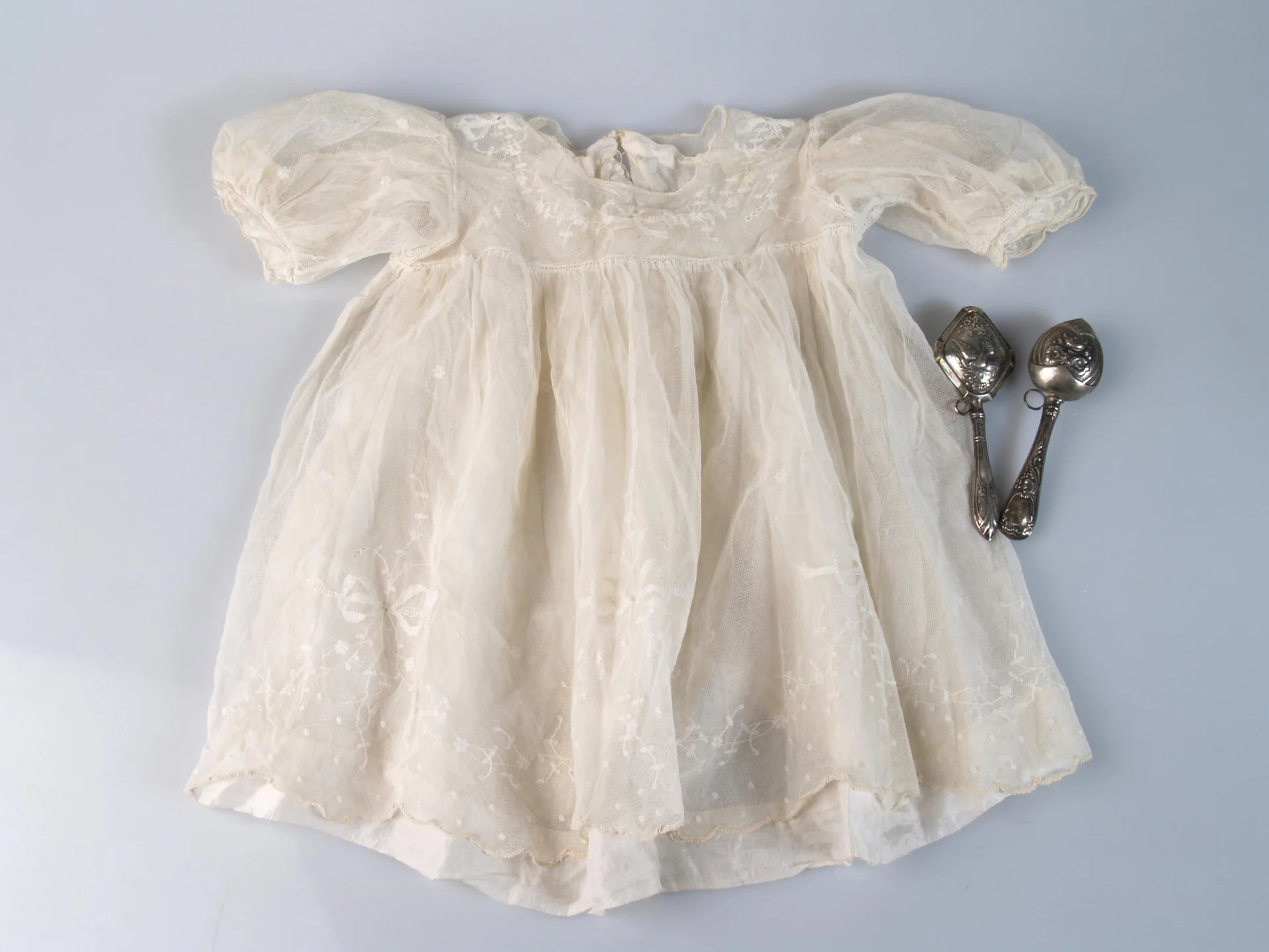 Детско фустанче, прва половина на 20 век